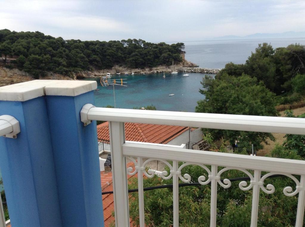 Kostas Rooms Votsi  Rum bild